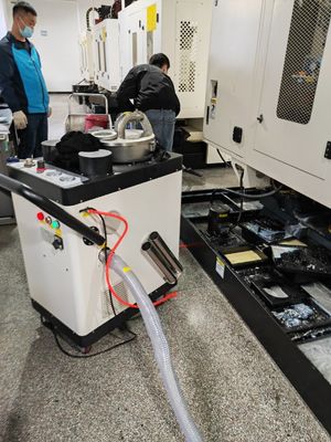 기계 도구 철 칩 청소 기계 CNC 물 탱크 칩 제거 기계
