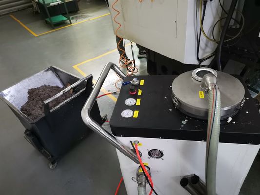 알루미늄 칩 CNC 냉각 용액 탱크 청소기 절단 유체 청소 기계